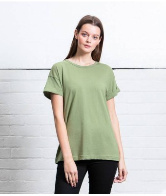 Mantis Ladies The Boyfriend T-Shirt